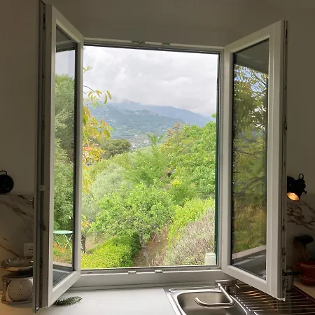 Vento Largo, Casa Marina * ヴェンティミーリア