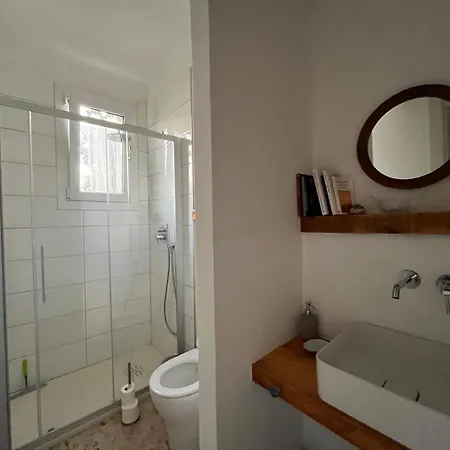 Vento Largo, Casa Marina Nyaraló Ventimiglia